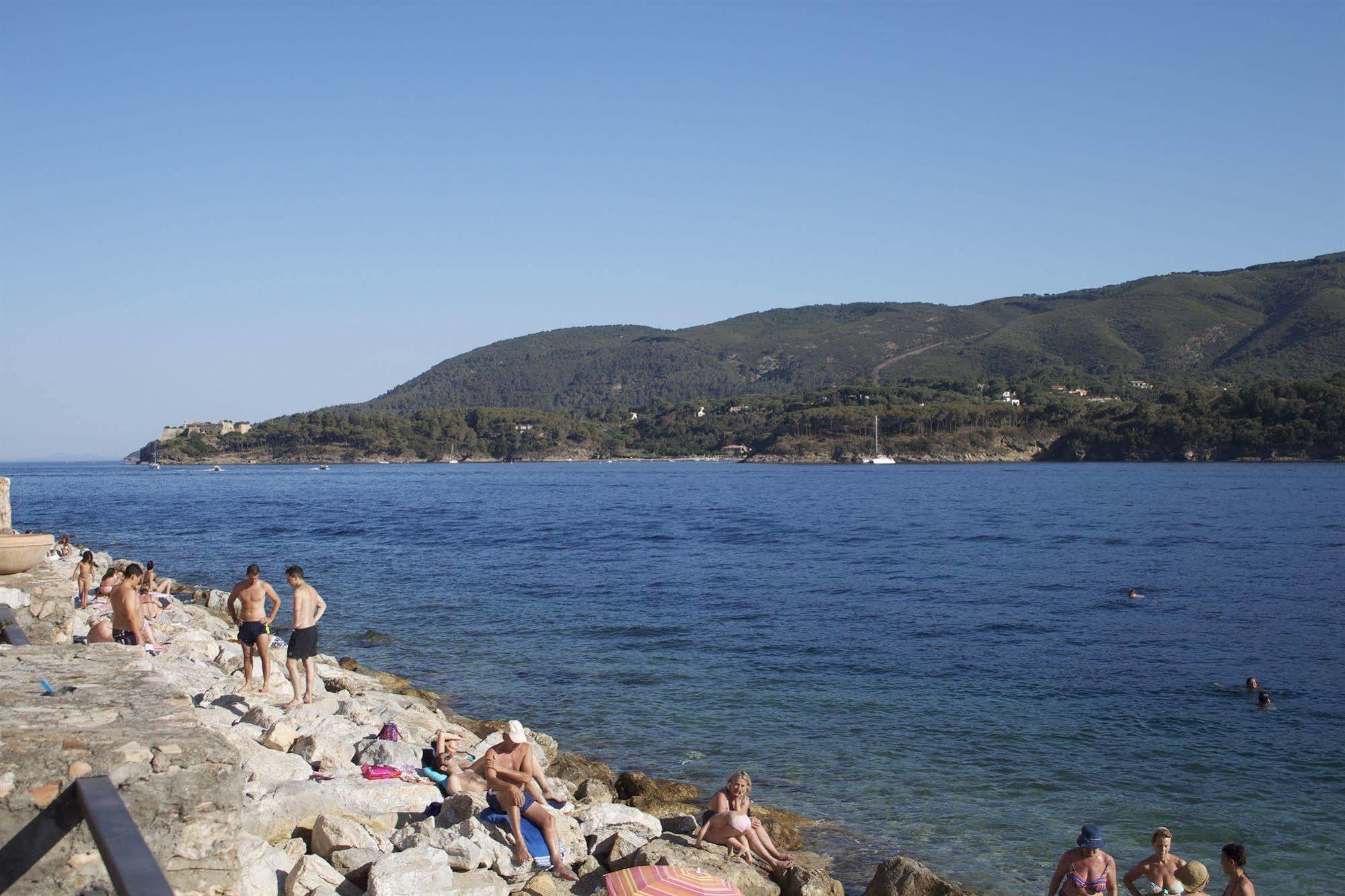Affittacamere Vista Mare Porto Azzurro Εξωτερικό φωτογραφία